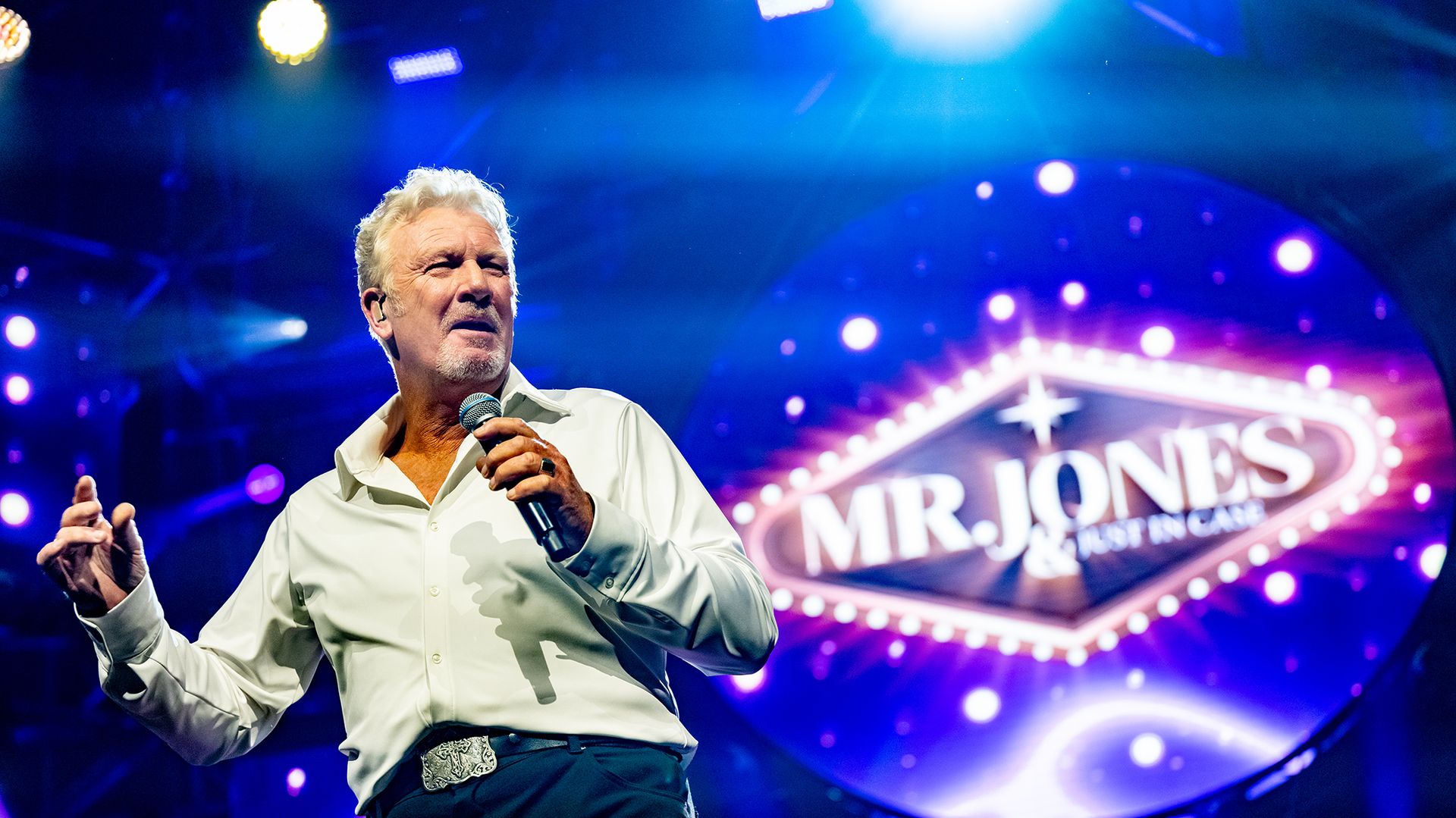 From Here To Las Vegas - Mr. Jones & Just In case