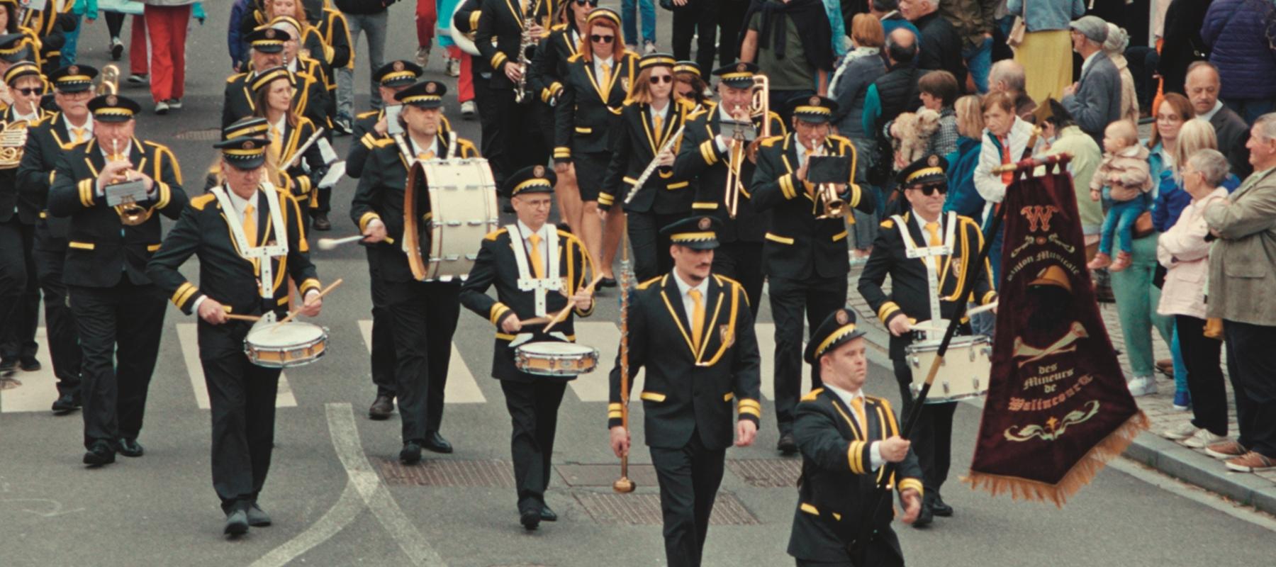 En fanfare