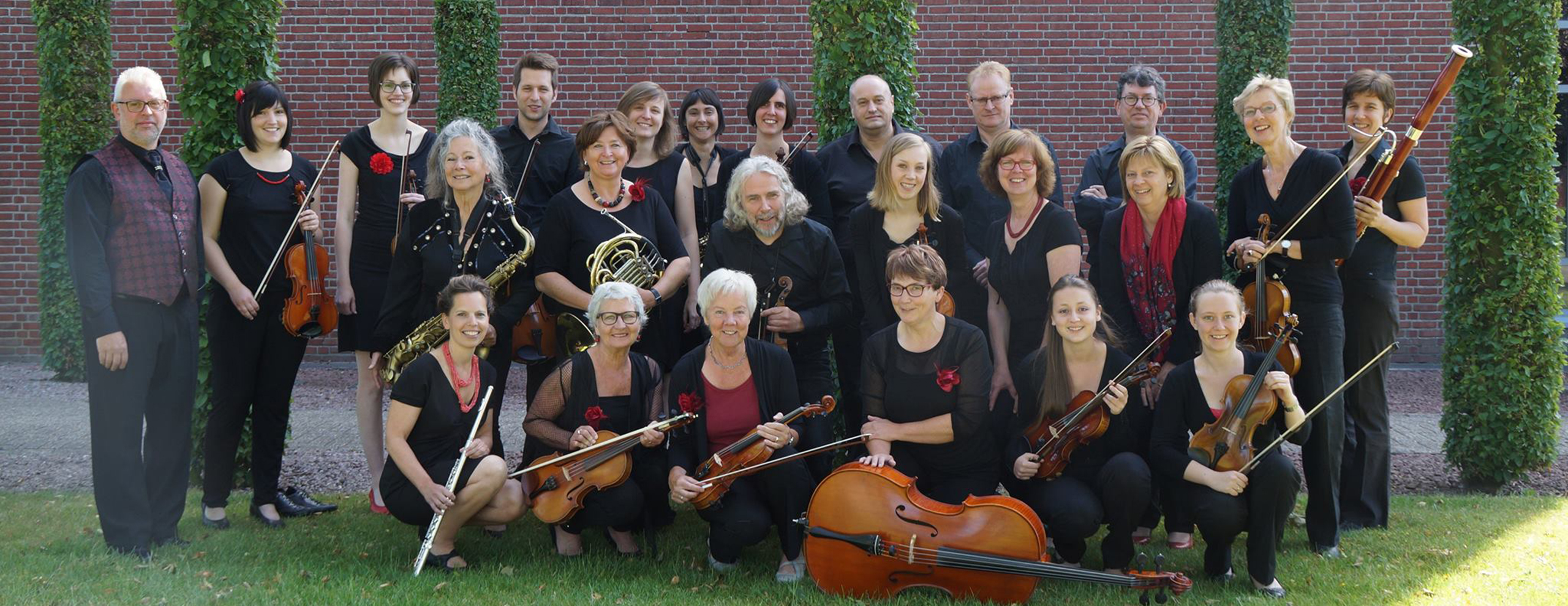 Koor KGZ De Volharding met orkest Falta de Tiempo