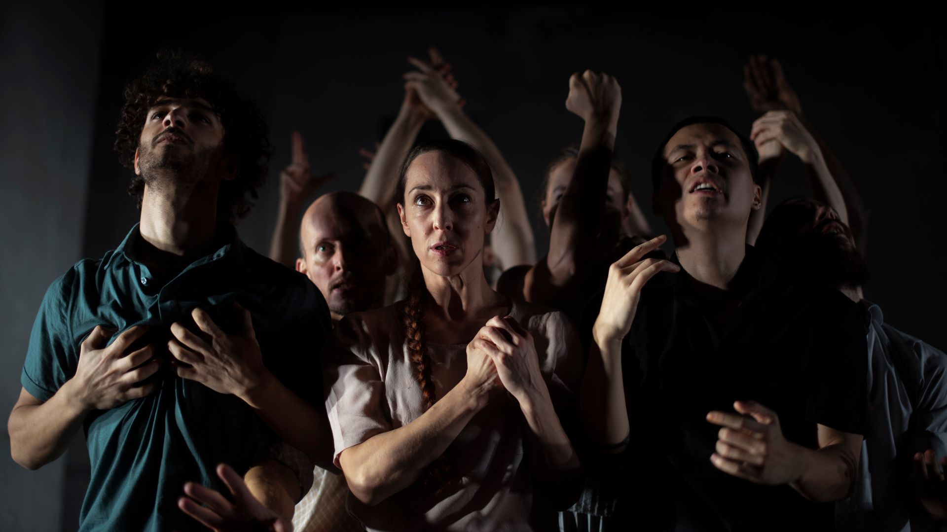 BEHIND THE WALL - Conny Janssen Danst