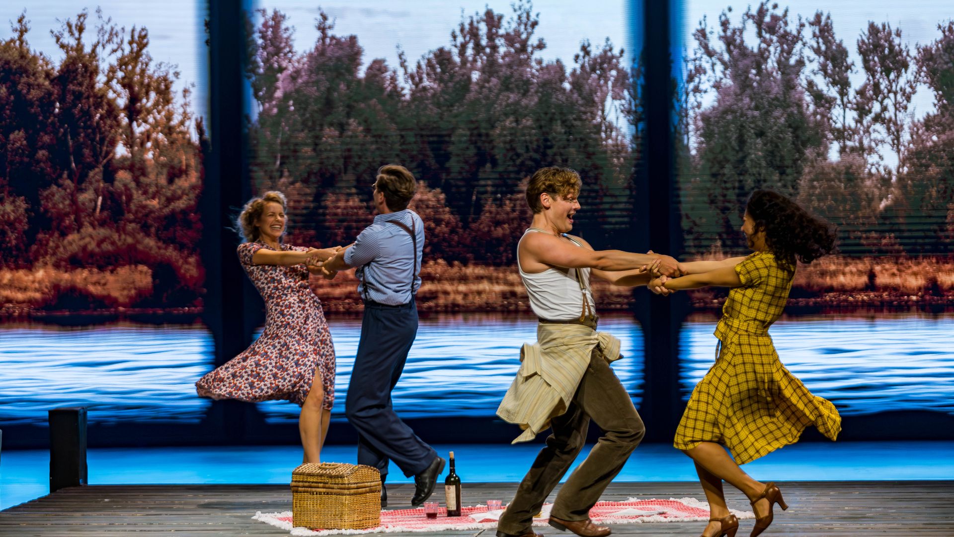 Busreis: 40-45 De Musical